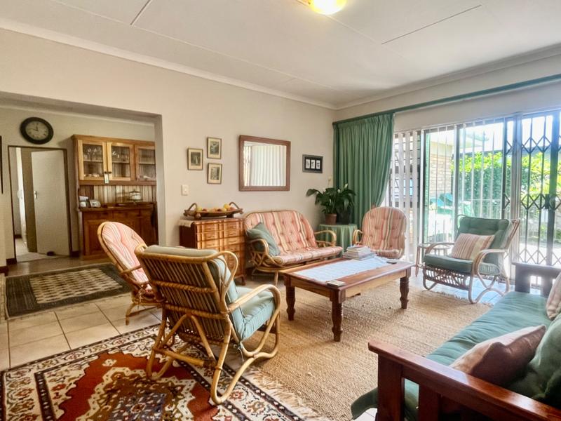 4 Bedroom Property for Sale in Fraaiuitsig Western Cape